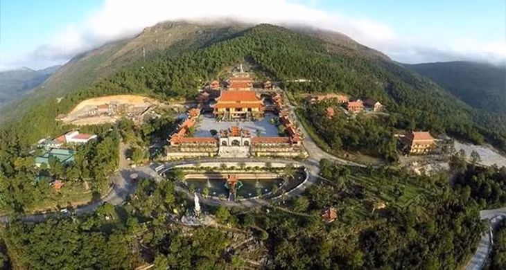 Côn Sơn-Kiếp Bạc, nơi lưu giữ lễ hội truyền thống đặc sắc (Ảnh: Booking.com)