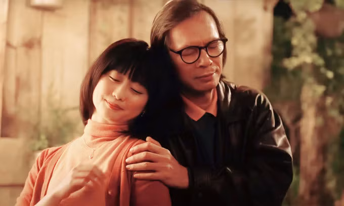 Chuyện tình Trịnh Công Sơn, Michiko Yoshii do Trần Lực, Nakatani Akari đảm nhận trong "Em và Trịnh". Ảnh: Galaxy