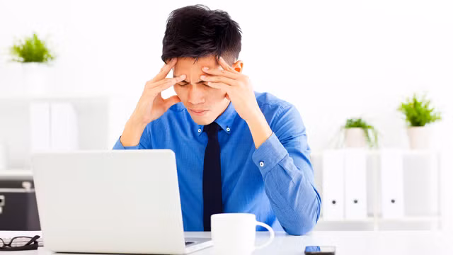 Rối loạn tiền đình có liên quan đến thăng bằng, xuất phát từ dây thần kinh số 8 và các đường nối kết của nó. Ảnh minh họa.