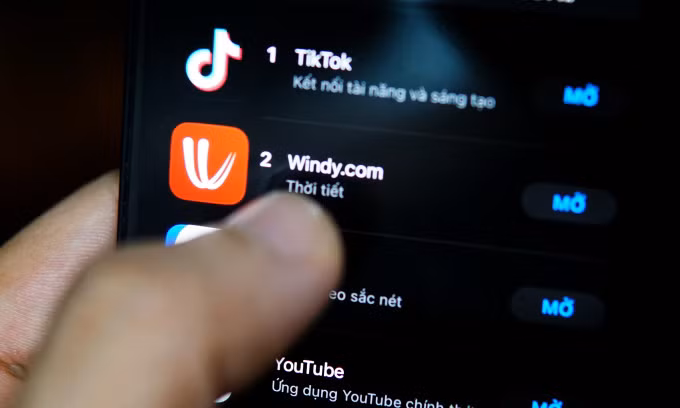 Windy.com vươn lên top tải nhiều trên các kho ứng dụng. Ảnh: Lưu Quý