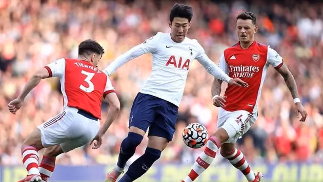 Tottenham và Arsenal đang bay cao trên BXH Ngoại hạng Anh.