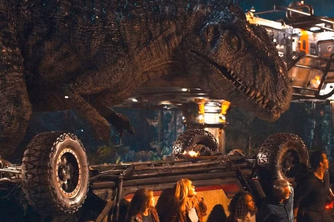 Jurassic 3 có doanh thu phòng vé vượt dự kiến.