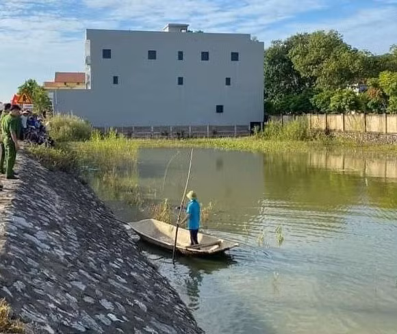 Ao nước tại thôn Trại Rào, xã Văn Phú, huyện Nho Quan, Ninh Bình, nơi xảy ra vụ đuối nước thương tâm. Ảnh: NT