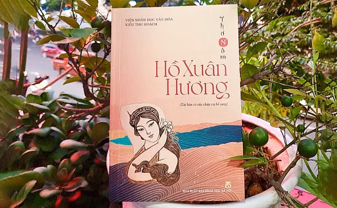 Cuốn Thơ Nôm Hồ Xuân Hương của giáo sư, tiến sĩ Kiều Thu Hoạch mới tái bản.