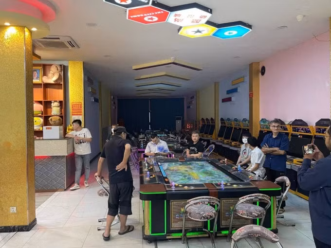 Giới chức Campuchia đột kích một cơ sở cờ bạc bất hợp pháp cuối tuần qua. Ảnh: Khmer Times.