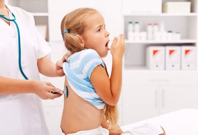 Hiện nay, chưa có thuốc điều trị đặc hiệu bệnh do virus Adeno gây ra. Ảnh minh họa
