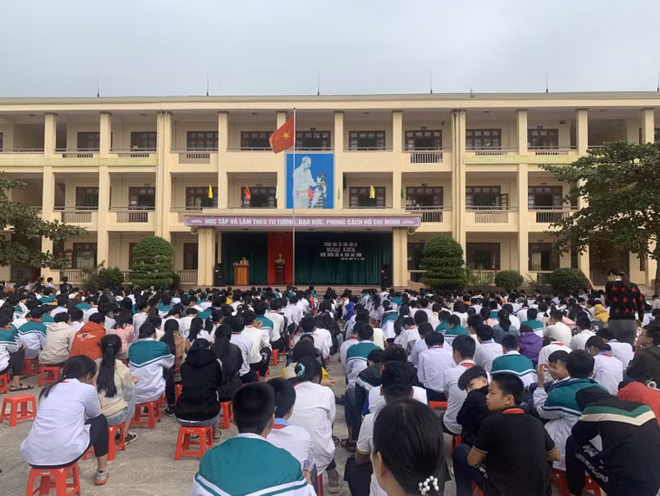 Giờ ngoại khoá của Trường THCS Hải Lạng