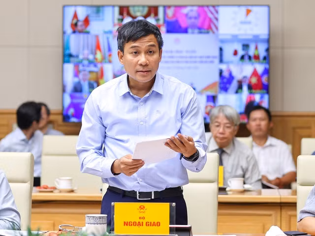 Trong Báo cáo công tác ngoại giao kinh tế năm 2022, Bộ Ngoại giao nêu 6 trọng tâm cho công tác ngoại giao kinh tế của Bộ trong thời gian tới - Ảnh: VGP/Nhật Bắc