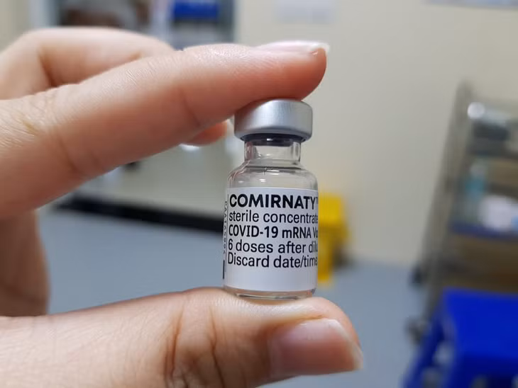 Thêm 1,2 triệu liều vaccine COVID-19 Pfizer nữa đã về đến Việt Nam, như vậy chỉ trong hơn 10 ngày qua đã có thêm 4,2 triệu liều vaccine phục vụ nhu cầu tiêm chủng
