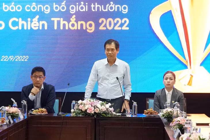 Phó Tổng cục trưởng Thể dục-Thể thao Trần Đức Phấn phát biểu tại buổi họp giới thiệu Cúp Chiến thắng 2022.