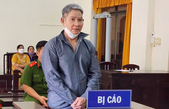 Bị cáo Dương Hoàng Dũng tại phiên tòa.
