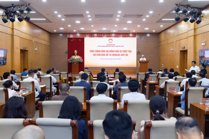 Toàn cảnh buổi lễ.