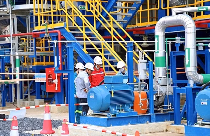 Theo đánh giá của các nhà đầu tư, hiện chỉ có hai dự án là Nhiệt điện LNG Nhơn Trạch 3 - 4 là có khả năng hoàn thành đúng thời hạn. Trong ảnh: dự án LNG Nhơn Trạch 3 - 4 đã đi vào vận hành thương mại - Ảnh: T.NGỌC