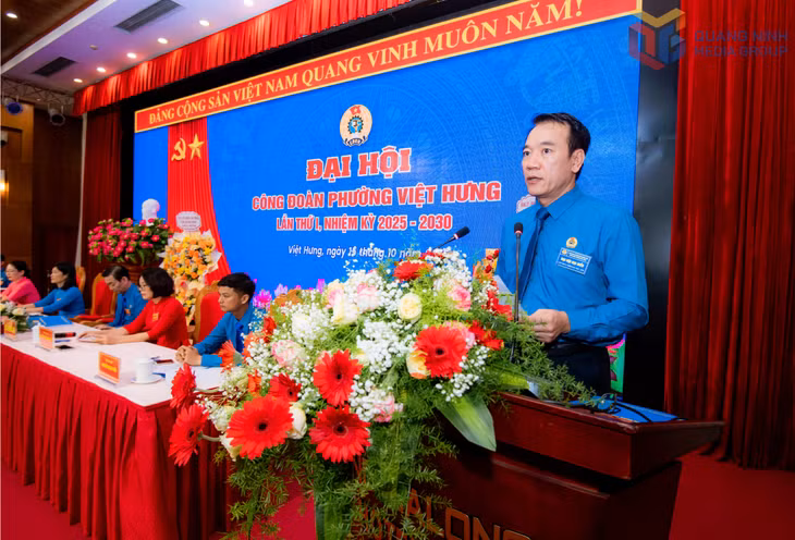 Đồng chí Tô Xuân Thao, Phó Chủ tịch UB MTTQ, Chủ tịch LĐLĐ tỉnh Quảng Ninh phát biểu chỉ đạo tại đại hội. 