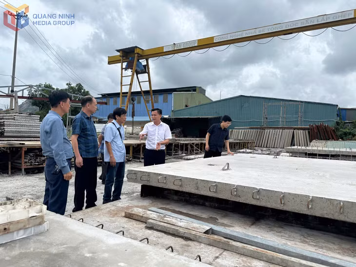 Ban Tổ chức hội thi 