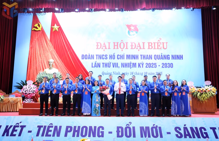 Ban Chấp hành Đoàn TNCS Hồ Chí Minh Than Quảng Ninh khóa VII, nhiệm kỳ 2025-2030 ra mắt.