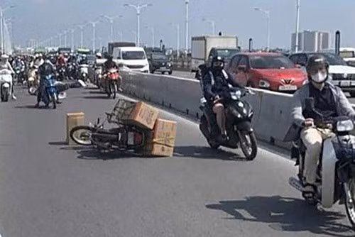 Hiện trường vụ tai nạn giao thông. Ảnh: Đ. Hiếu