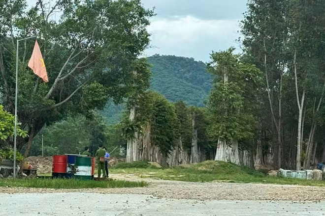 Cơ quan công an điều tra vụ án "Vi phạm quy định về quản lý, sử dụng tài sản Nhà nước gây thất thoát, lãng phí; Tàng trữ trái phép vũ khí quân dụng; Nhận hối lộ và đưa hối lộ" xảy ra tại Gia Lai. Ảnh: Ngọc Hồ