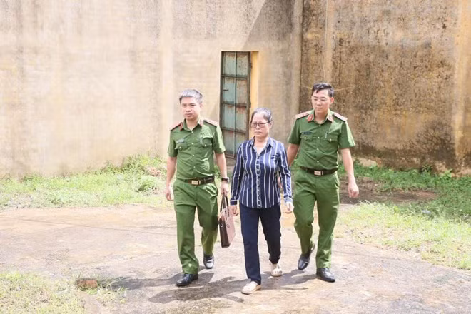 Đối tượng Thủy bị bắt sau 30 năm trốn truy nã. Ảnh: Công an Hà Tĩnh.