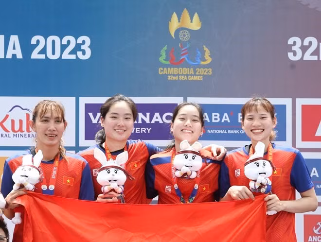 Đội tuyển bóng rổ 3x3 nữ của Việt Nam từng giành huy chương vàng SEA Games 32. Ảnh: Bùi Lượng