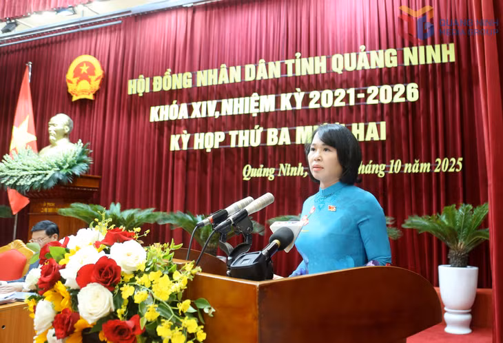 Đồng chí Trịnh Thị Minh Thanh, Phó Bí thư Thường trực Tỉnh ủy, Chủ tịch HĐND tỉnh, phát biểu bế mạc kỳ họp.