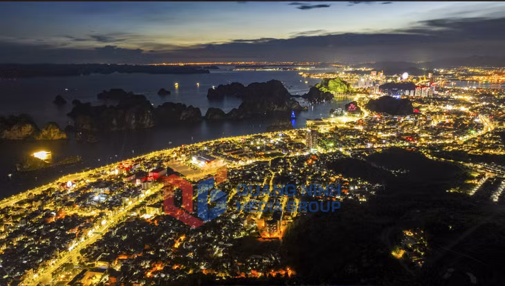 Phường Hạ Long về đêm (1-2023). Ảnh: Đỗ Phương