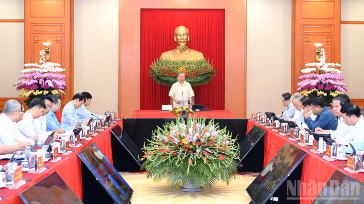 Tổng Bí thư Tô Lâm phát biểu tại phiên họp Thường trực Ban Chỉ đạo Trung ương về phát triển khoa học, công nghệ, đổi mới sáng tạo và chuyển đổi số. (Ảnh ĐĂNG KHOA)