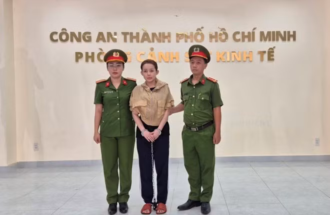 Khởi tố, bắt tạm giam Võ Thị Ngọc Ngân (biệt danh “Ngân 98”). Ảnh: Công an