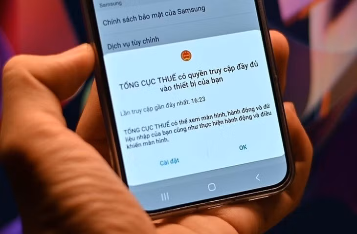 App giả mạo Tổng cục Thuế yêu cầu nhiều quyền bất thường trên điện thoại di động của người dùng - Ảnh: Xuân Sang/ĐCSVN
