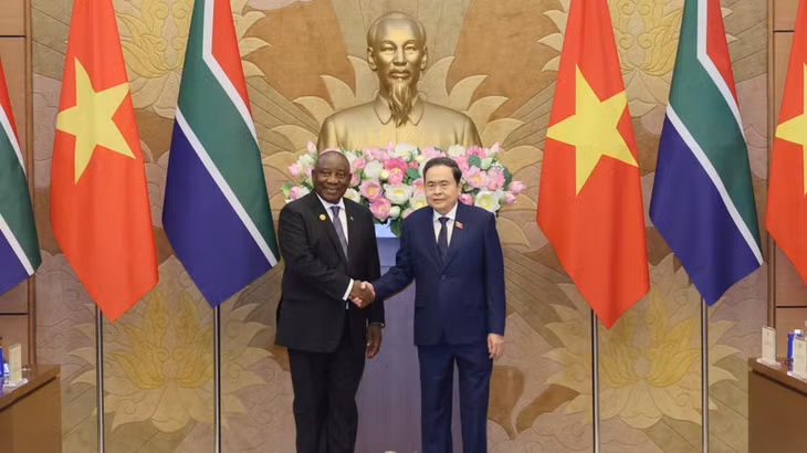 Chủ tịch Quốc hội Trần Thanh Mẫn và Tổng thống Nam Phi Matamela Cyril Ramaphosa. (Ảnh: DUY LINH)
