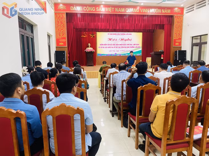 Tổ rà soát phường Liên Hòa tổ chức họp kiểm điểm tiến độ đẩy mạnh triển khai và tháo gỡ những khó khăn, vướng mắc trong quá trình thực hiện.