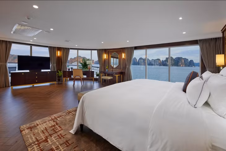 Gallery Suite - phòng “Tổng thống” trên du thuyền