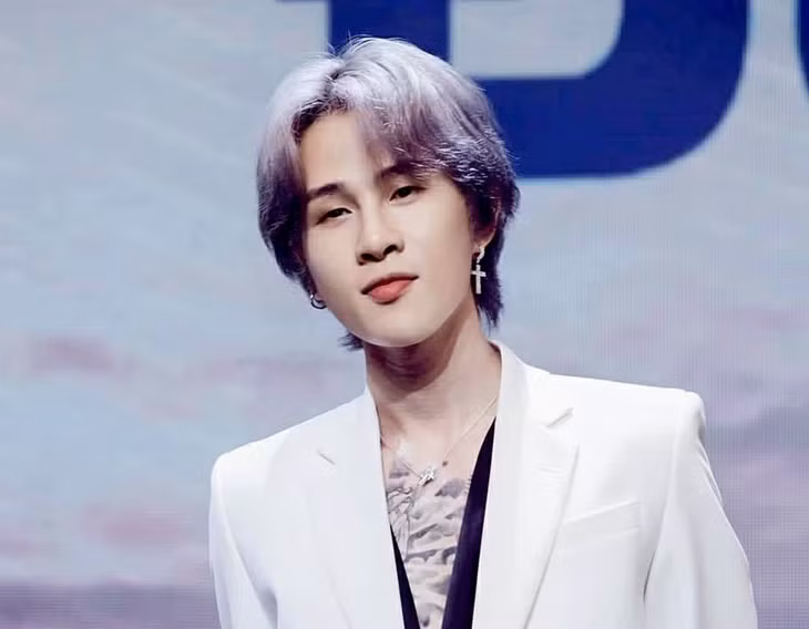 Jack ủy quyền cho mẹ là người đại diện lên làm việc với Sở Văn hóa và Thể thao Hà Nội hôm 29-10 - Ảnh: FBNV