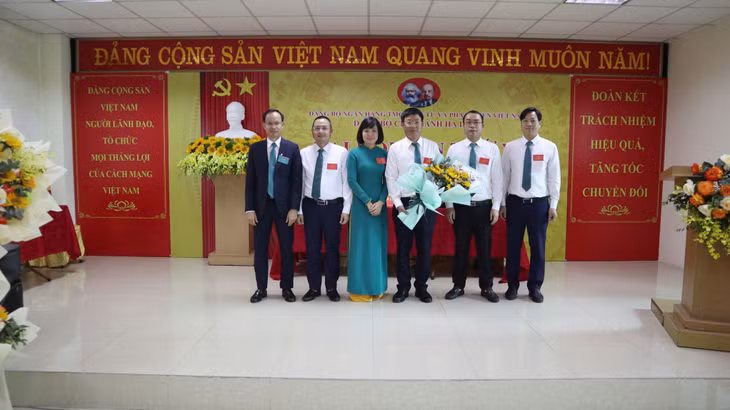 Ban Chấp hành Đảng Bộ BIDV Chi nhánh Hạ Long nhiệm kỳ 2025-2030.