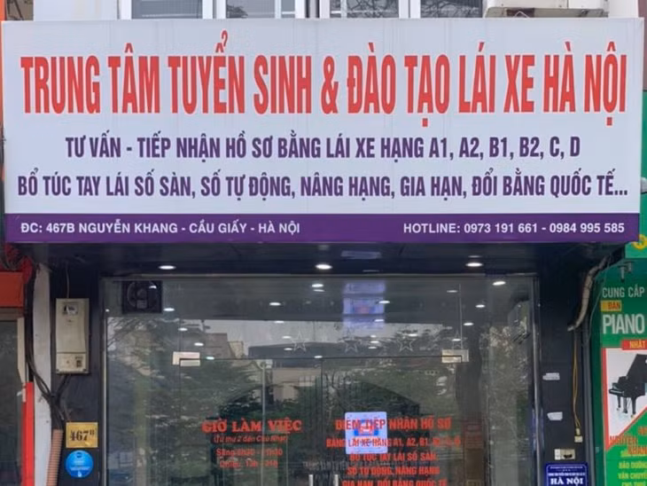 Trung tâm DaotaolaixeHN nhận hồ sơ bằng lái xe các hạng, bổ túc tay lái và hỗ trợ đổi bằng.