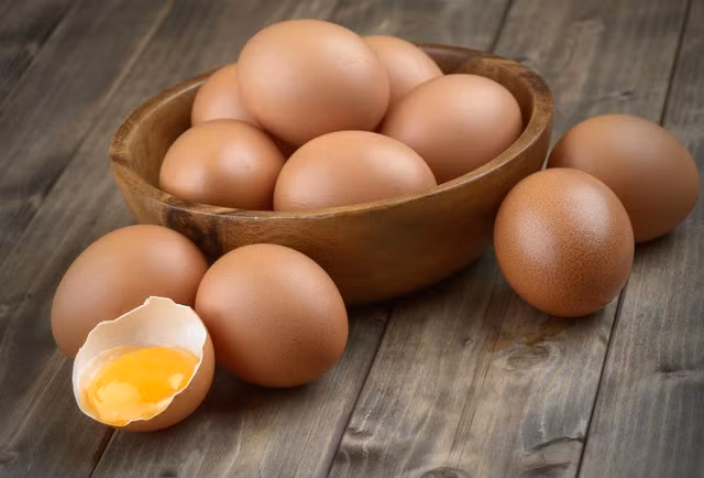 Trứng tiềm ẩn nguy cơ nhiễm khuẩn cao nếu không được xử lý và bảo quản đúng cách.