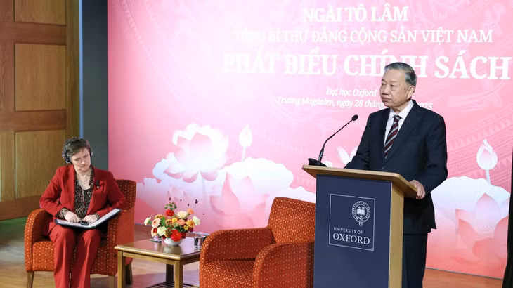 Tổng Bí thư Tô Lâm phát biểu tại Đại học Oxford. (Ảnh: Thống Nhất/TTXVN)