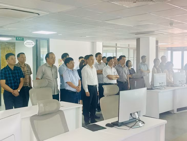 Đoàn công tác của tỉnh khảo sát, học tập kinh nghiệm mô hình cửa khẩu thông minh tại tỉnh Lạng Sơn. Ảnh do đơn vị cung cấp