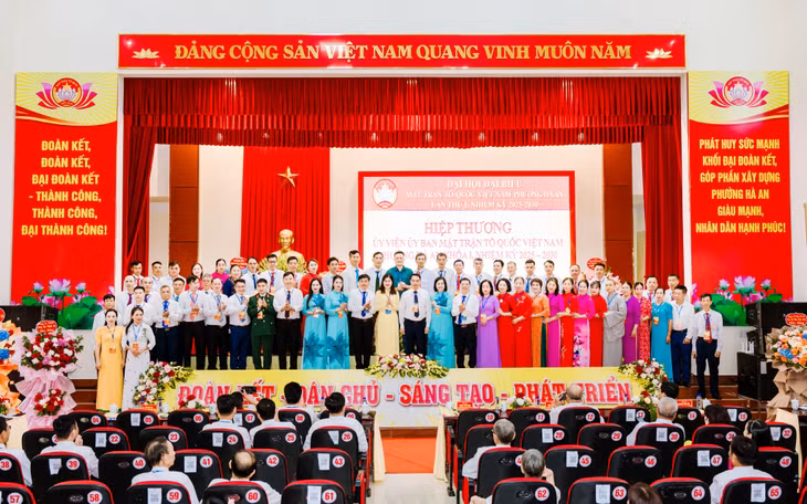 61 Ủy viên Ủy ban MTTQ Việt Nam phường Hà An khóa I nhiệm kỳ 2025 - 2030 ra mắt Đại hội