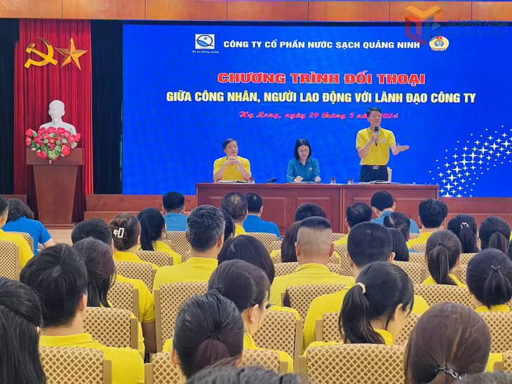 Chị Thanh đã cùng Ban lãnh đạo Công ty tổ chức thành công và giải quyết các ý kiến của người lao động trong các chương trình đối thoại hàng năm.
