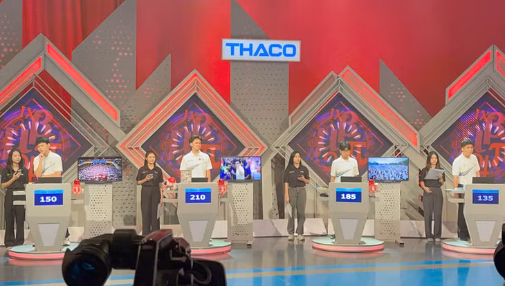 Thí sinh hoàn thành phần thi Tăng tốc (Ảnh: Chương trình Đường lên đỉnh Olympia)