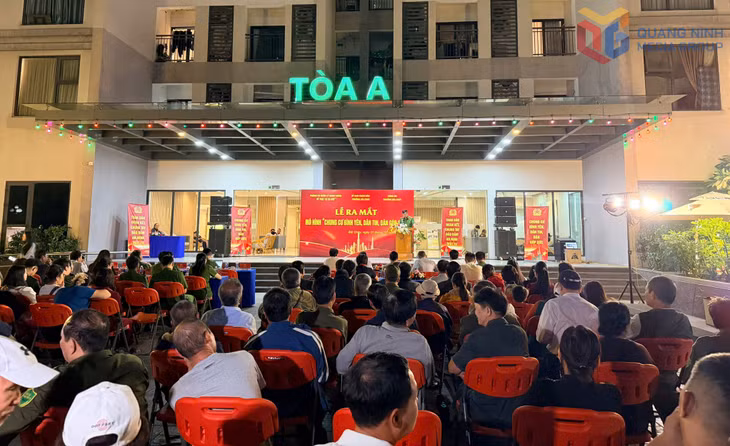 Quang cảnh lễ ra mắt.