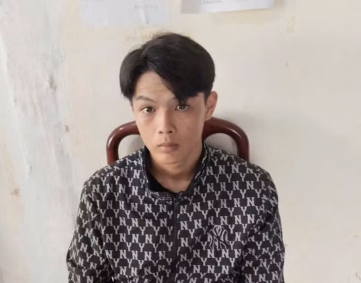 Khúc Văn Thanh lúc bị bắt - Ảnh: Công an Vĩnh Long