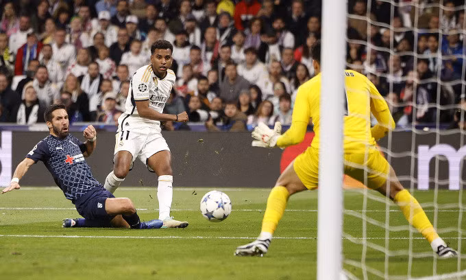 Rodrygo nâng tỷ số lên 3-0 cho Real. Ảnh: Reuters