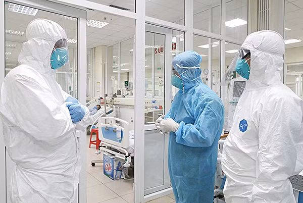 Bộ Y tế cho biết đến nay nước ta đã chữa khỏi hơn 1,05 triệu ca COVID-19