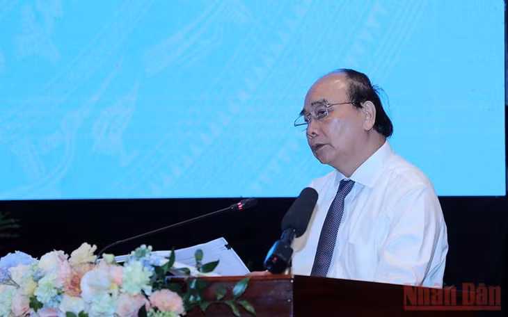 Chủ tịch nước Nguyễn Xuân Phúc phát biểu chỉ đạo tại Hội nghị.