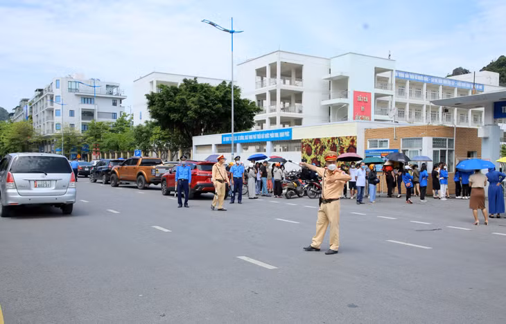 Các lực lượng chức năng làm tốt nhiệm vụ, đảm bảo ANTT, ATGT cho kỳ thi.
