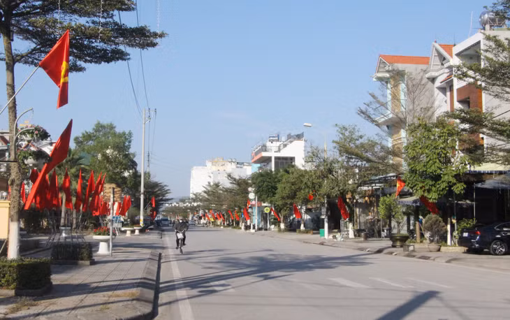 Đội ngũ cán bộ trẻ được luân chuyển về cơ sở đã đóng góp thiết thực vào sự phát triển của TX Đông Triều