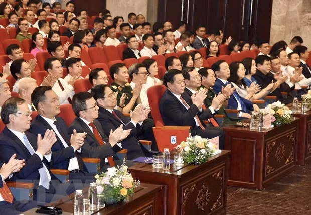 Bao chi mang su menh lan toa niem tin, thap sang nhung dieu tot dep hinh anh 2