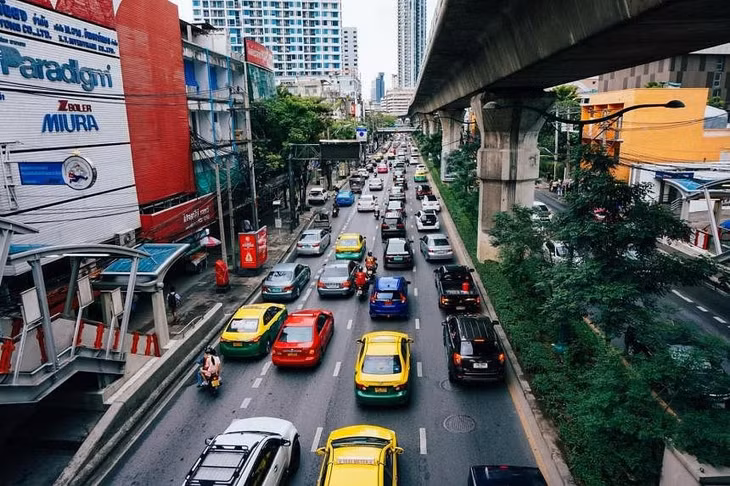 Một tuyến phố ở Thủ đô Bangkok, Thái Lan. Ảnh: Unsplash